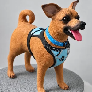 Custom Clay Pet Figurine from Your Photo with Base, close-up detail
