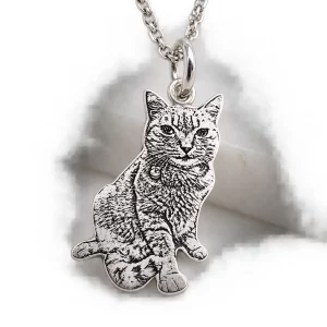 Custom Pet Photo Silhouette Pendant Necklace, close-up detail