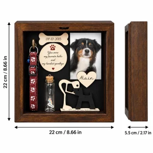 Dog memorial shadow box exterior dimensions: 22 cm wide, 22 cm high and 5.5 cm deep